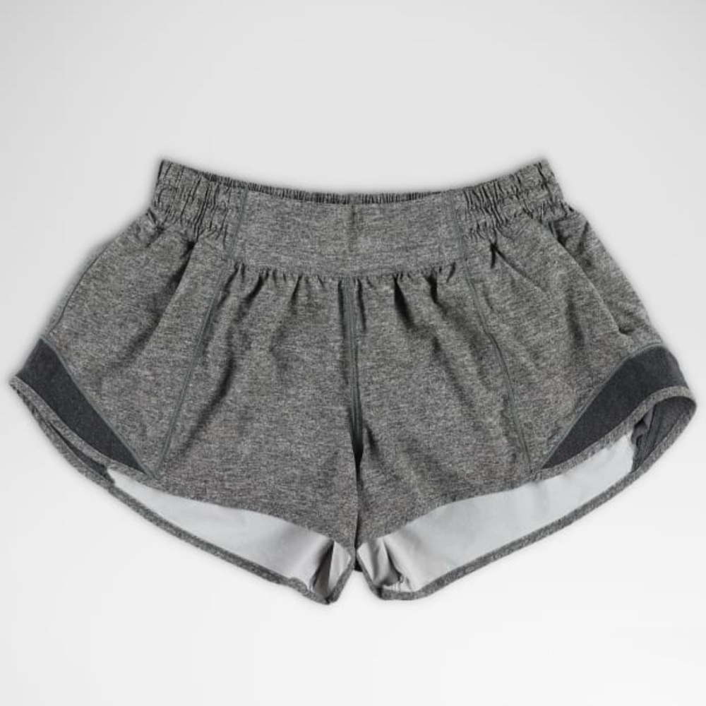 LULULEMON Hotty Hot Shorts 2.5 inch in Heather Gray